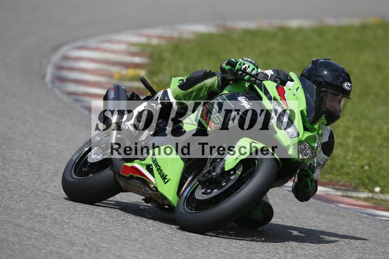 /Archiv-2024/29 12.06.2024 MOTO.CH Track Day ADR/Gruppe rot/78